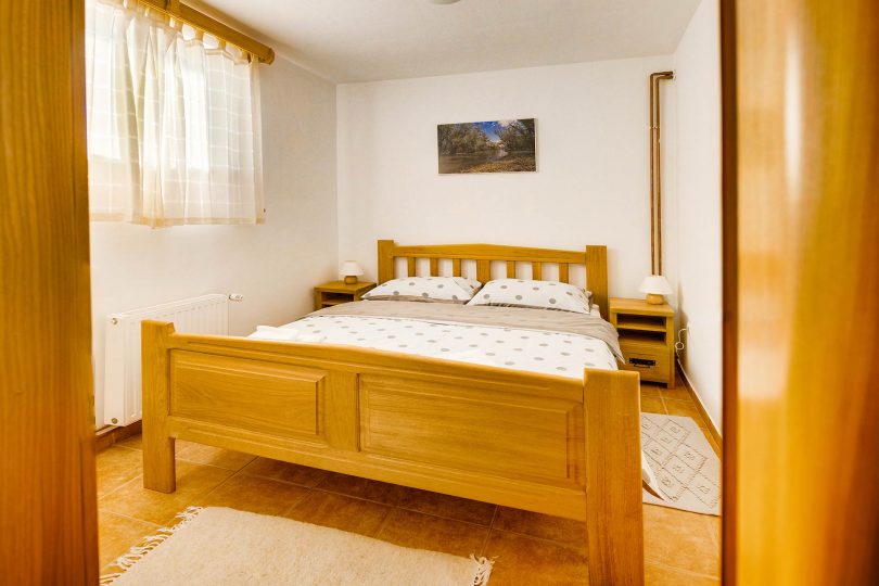 Villa Zora, Karanac